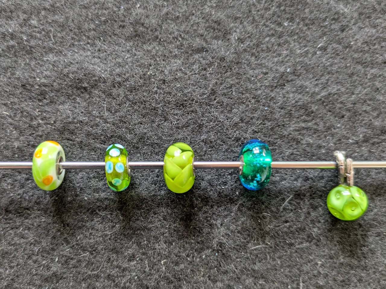 Billede 2 - Trollbeads diverse kugler 120 kr. pr. styk