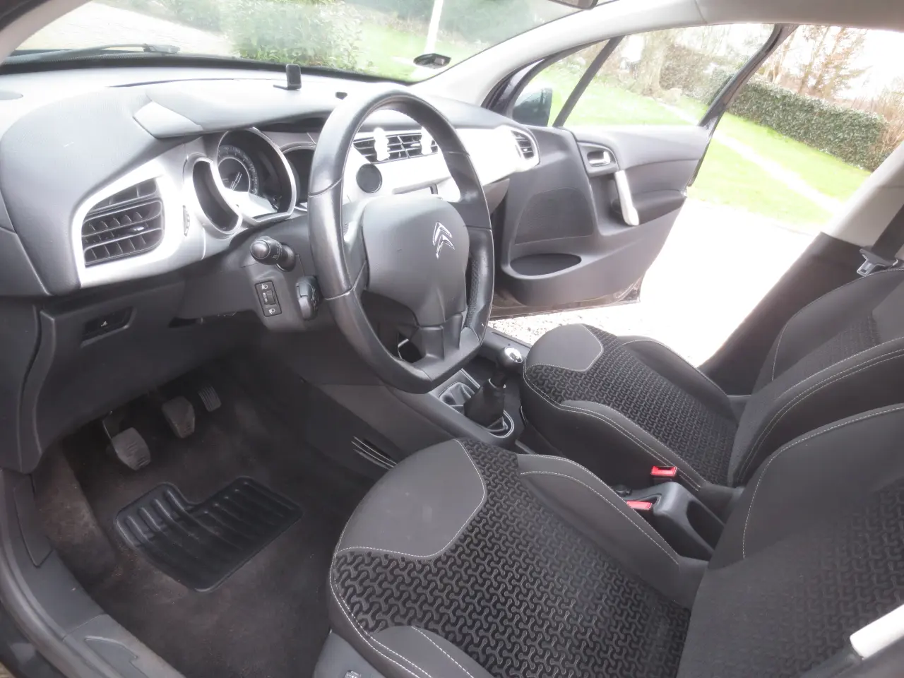 Billede 15 - Pæn Citroen C 3 1,4 HDi Nysynet. 