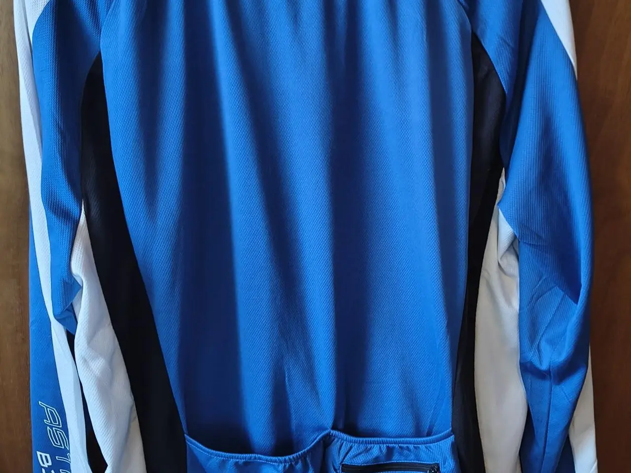Billede 2 - ASTRAL LANGÆRMET CYKELTRØJE, 2XL, SOM NY
