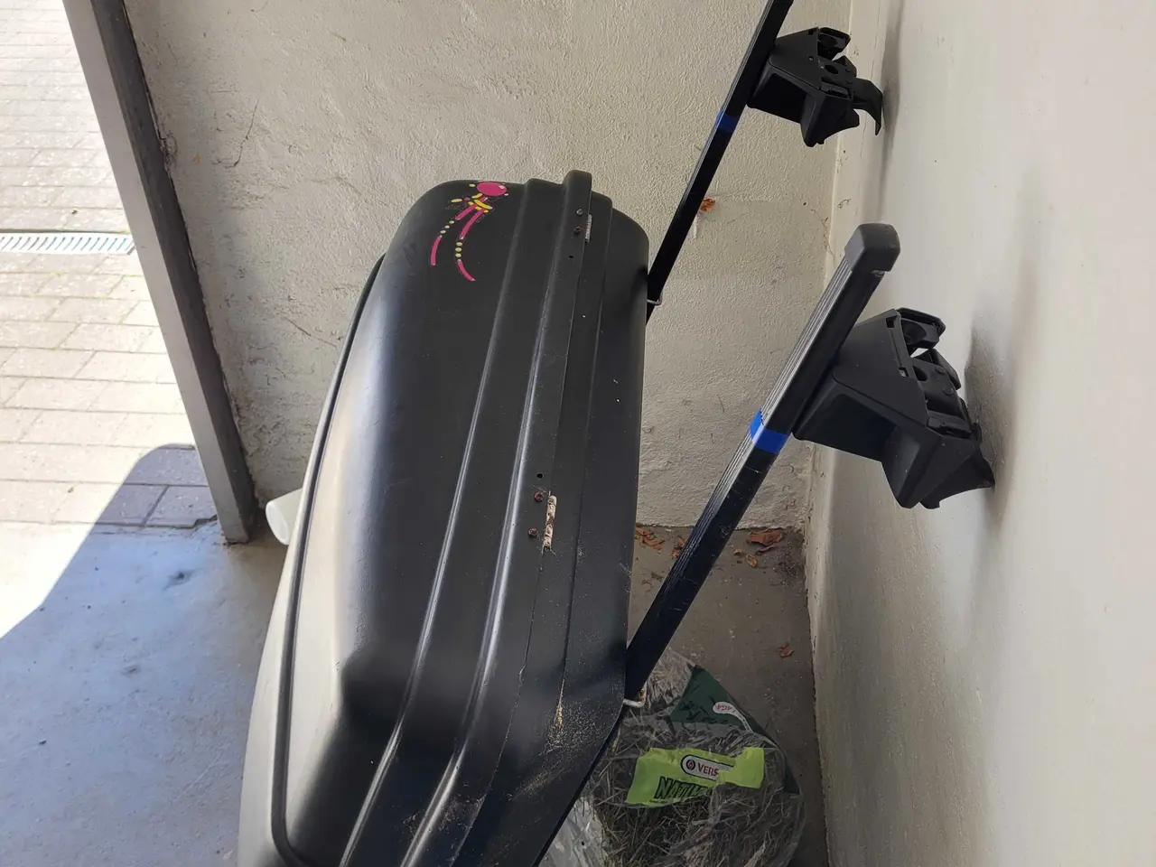 Billede 3 - Thule 7105 fødder.