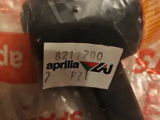 Aprilia SR 50/Rally/Scarabeo. Ny Original Blinklys