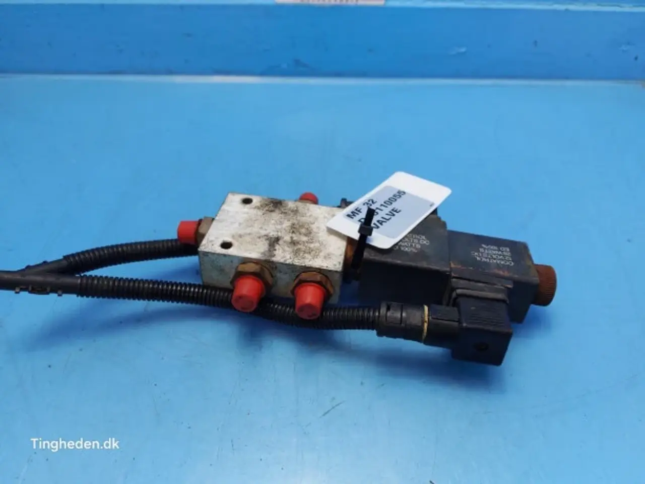 Billede 14 - Massey Ferguson 32 Ventil 45110055