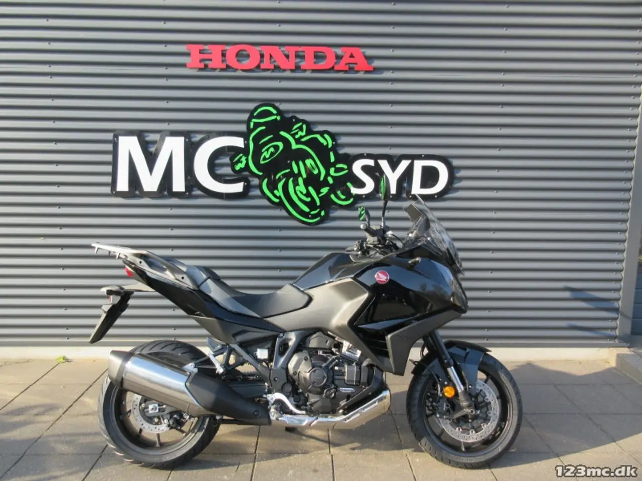 Billede 1 - Honda NT 1100 D MC-SYD BYTTER GERNE 5 ÅRS FABRIKS GARANTI