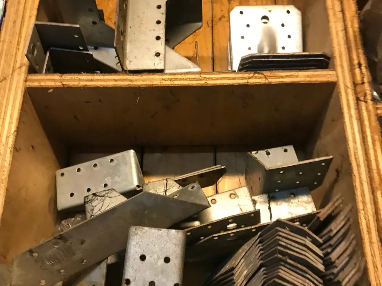 Billede 5 - Galv. Beslag m.m