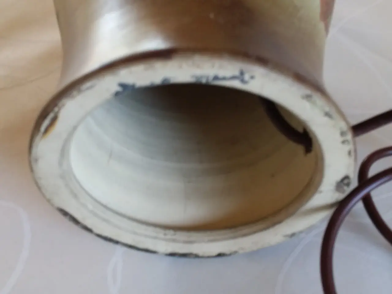 Billede 4 - Bordlampe H. 28 cm. Intakt dekoreret med Kastanjer