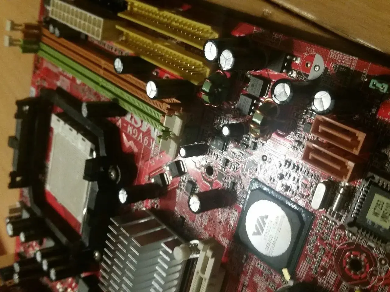 Billede 5 - MSI MS7253 ver. 1.0 inkl køler!!