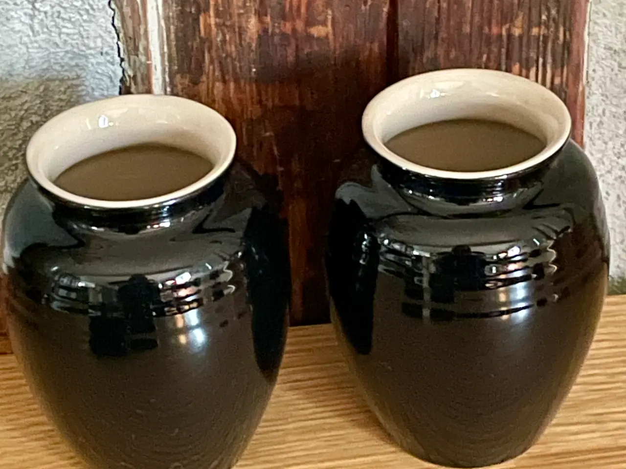 Billede 2 - Le creuset vaser 2 stk. sort