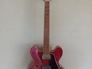 Samick semi-hollow guitar