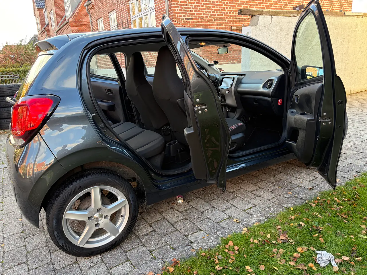 Billede 5 - Velholdt og økonomisk Citroën model C1 1,2 sport