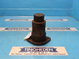 Hydrema 906B Styre Bolt Øverst 210340