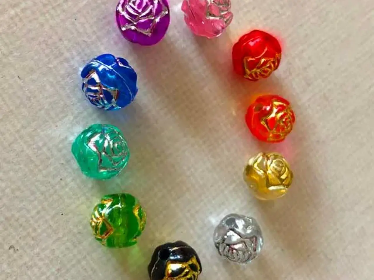 Billede 1 - PERLER - AKRYL - ROSER - mønster