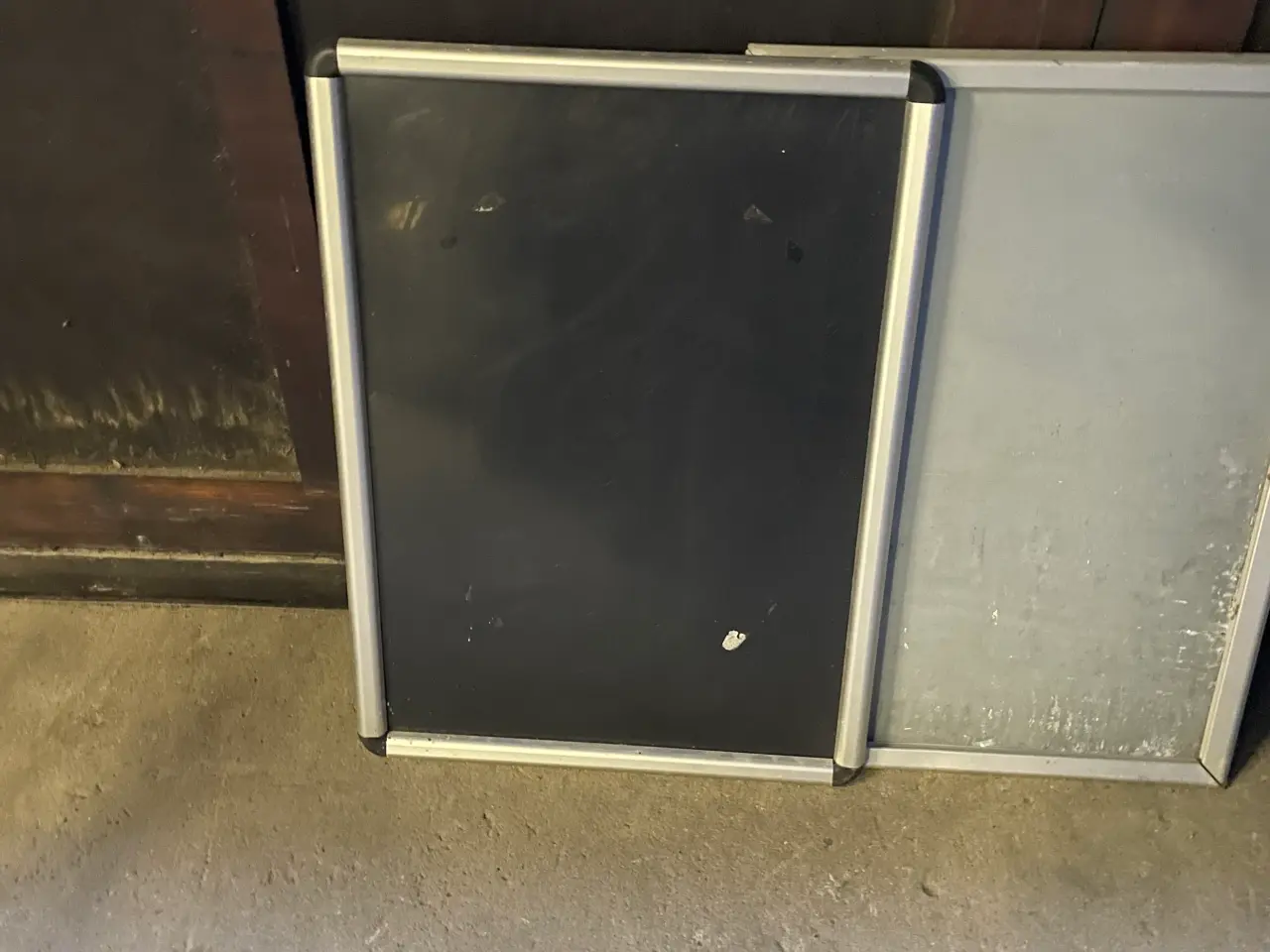Billede 2 - To metal tavler til magnet mv.