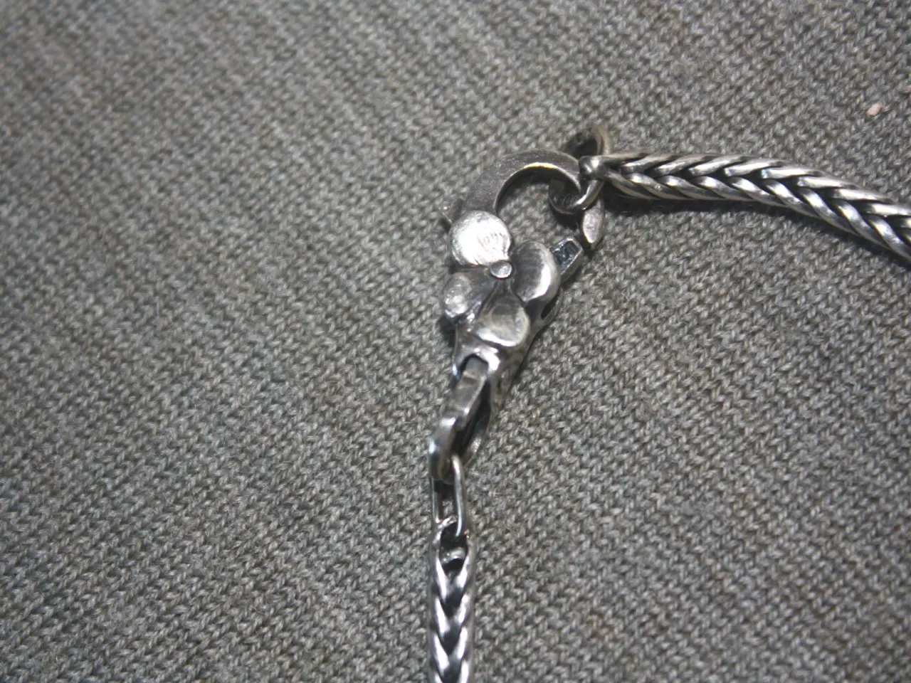 Billede 4 - Armbånd Trollbeads med blomsterlås 4 troldekugler 