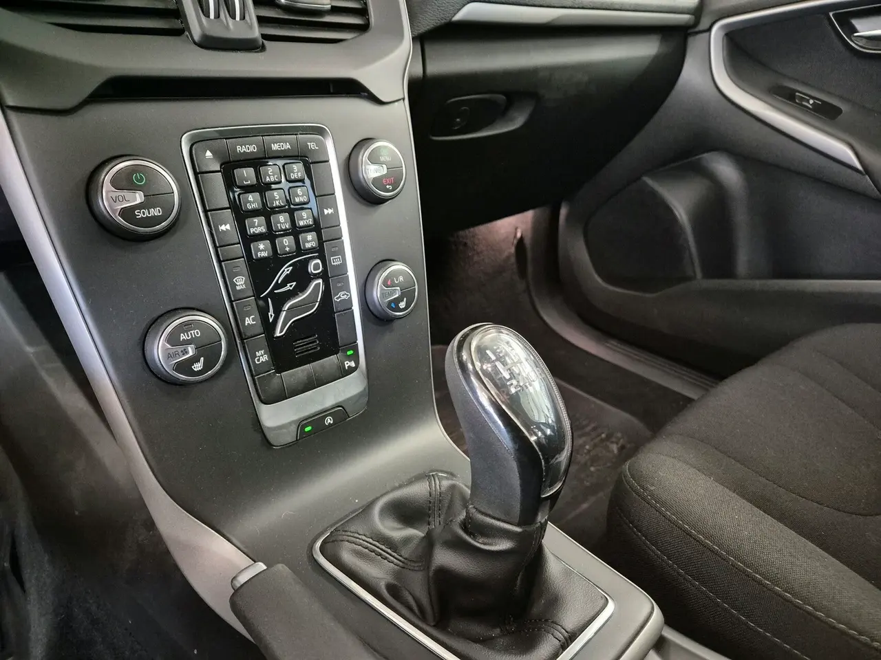 Billede 11 - Volvo V40 2,0 D2 Kinetic 120HK 5d 6g