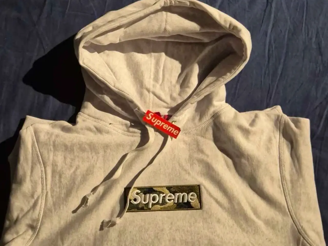 Billede 1 - Supreme camo box hoodie