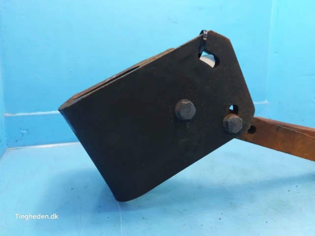 Billede 8 - Case Farmall 95A Hjulskærm Beslag R. 84606285