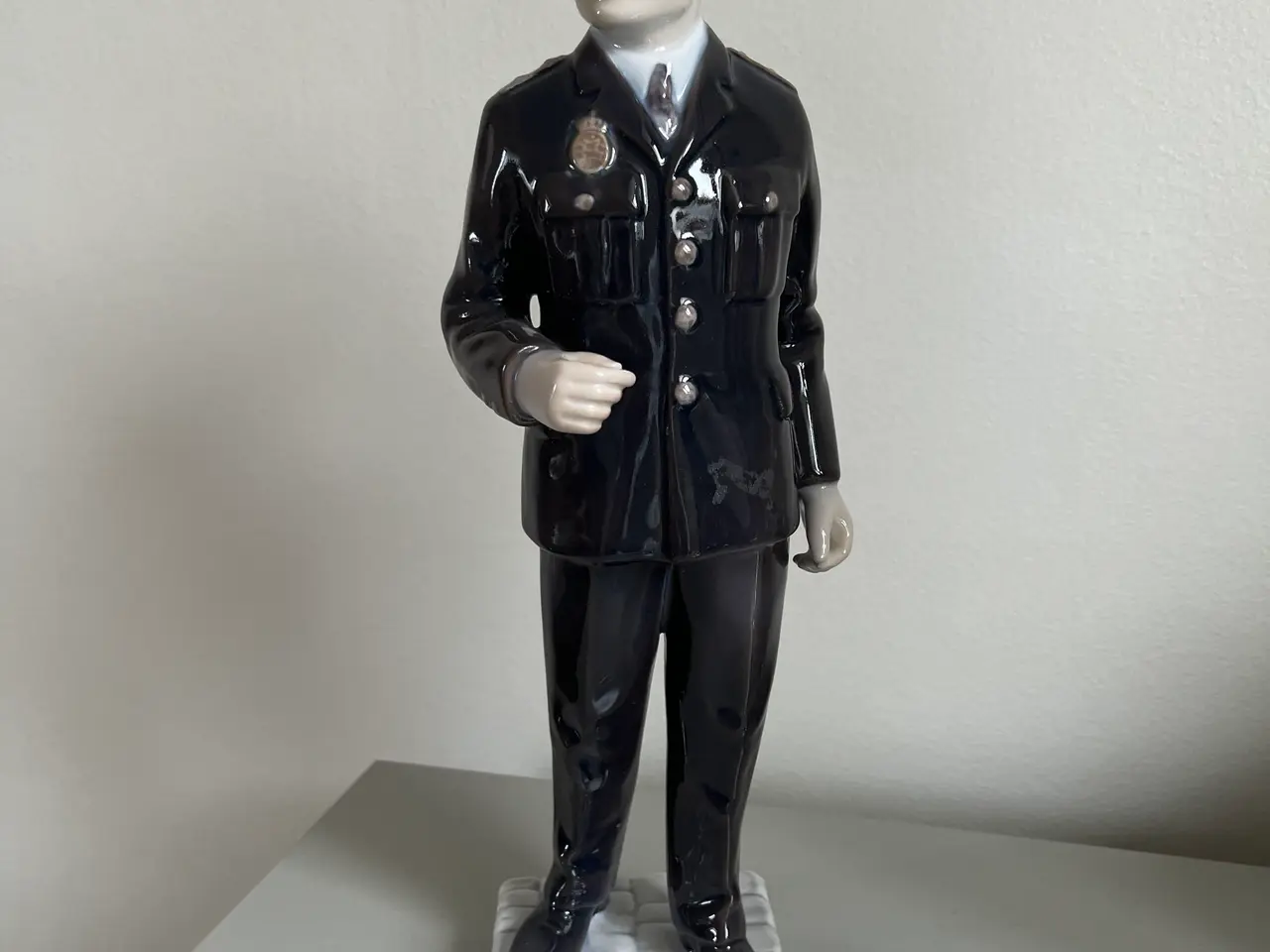 Billede 1 - Figur / Politibetjent 