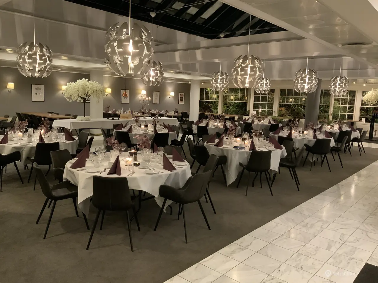 Billede 7 - Flerbrugerejendom m. kantine. reception og gratis parkering