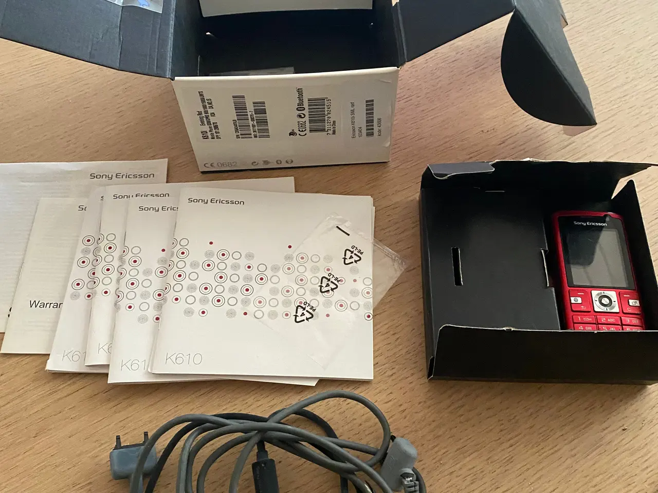 Billede 3 - Sony Ericsson K610i i original æske. Virker fint. 
