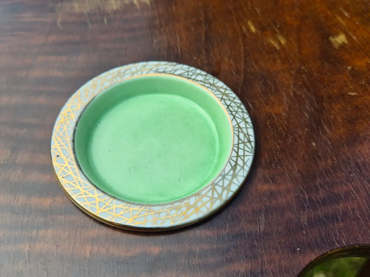 Billede 3 - Fint gammelt sidebord med form som en palette 