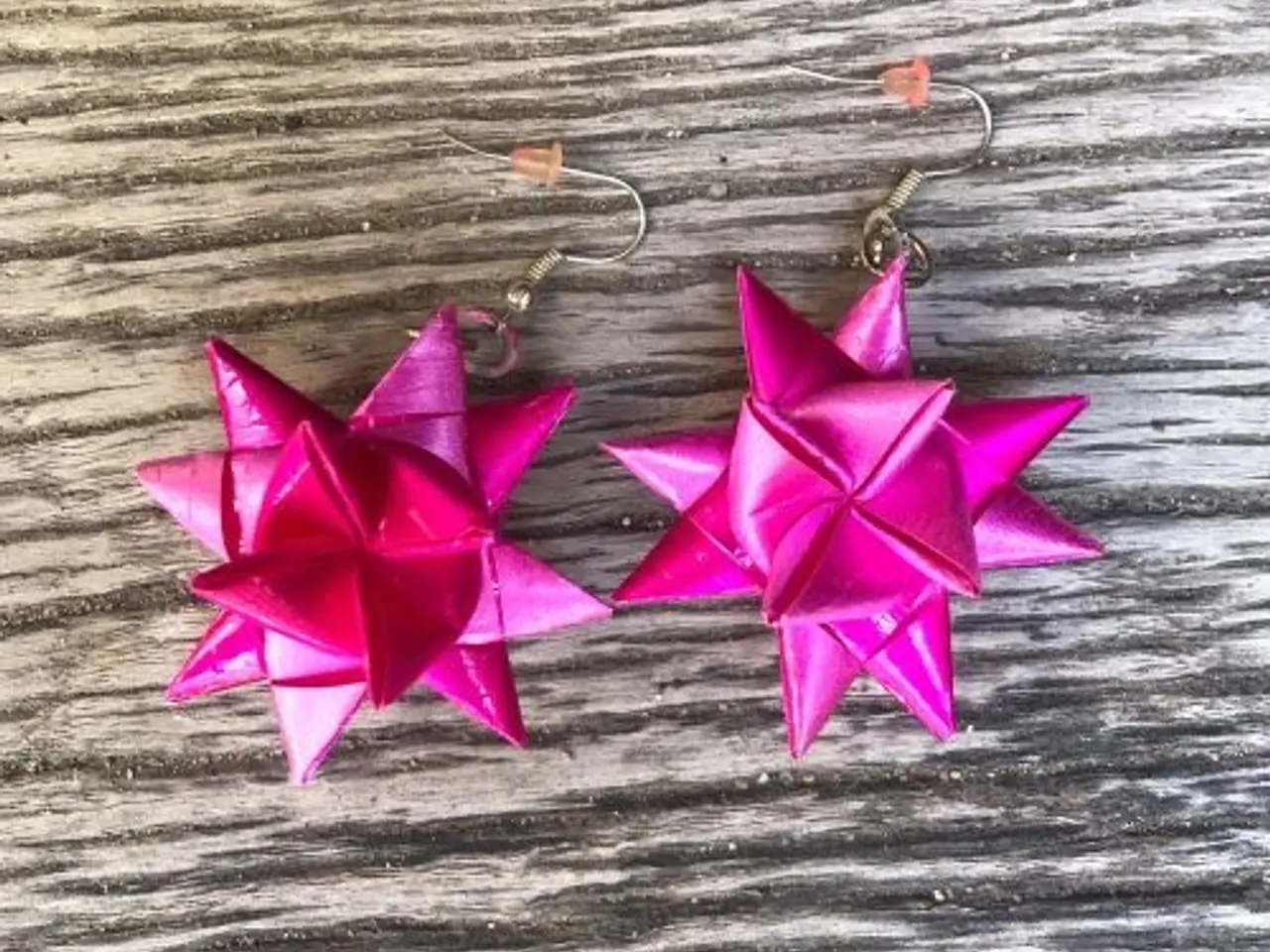 Billede 1 - HÅNDLAVEDE ØRERINGE her i pang-pink, se flere farv