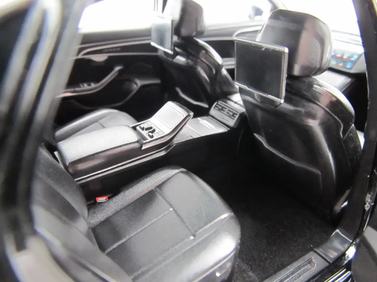 Billede 6 - 2018 Audi A8L Dealer Edition - 1:18