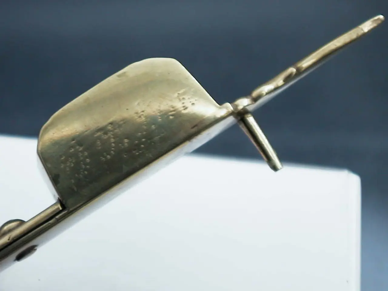 Billede 5 - Antikke messing lyssakse, 2 stk. 