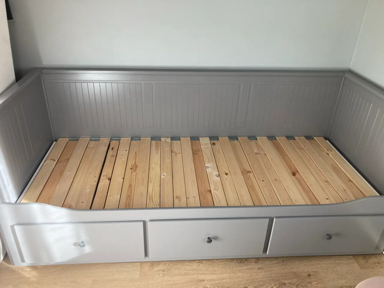 Billede 1 - Ikea Hemnes sovesofa grå