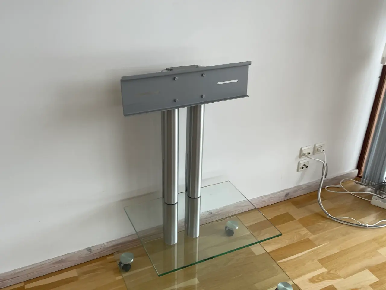 Billede 3 - Spectral TV-bord