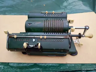 Gammel Regnemaskine Schubert DRV