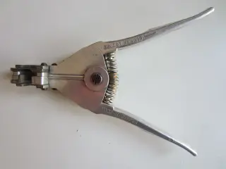 BELZER No. 3418B automatisk afisoleringstang
