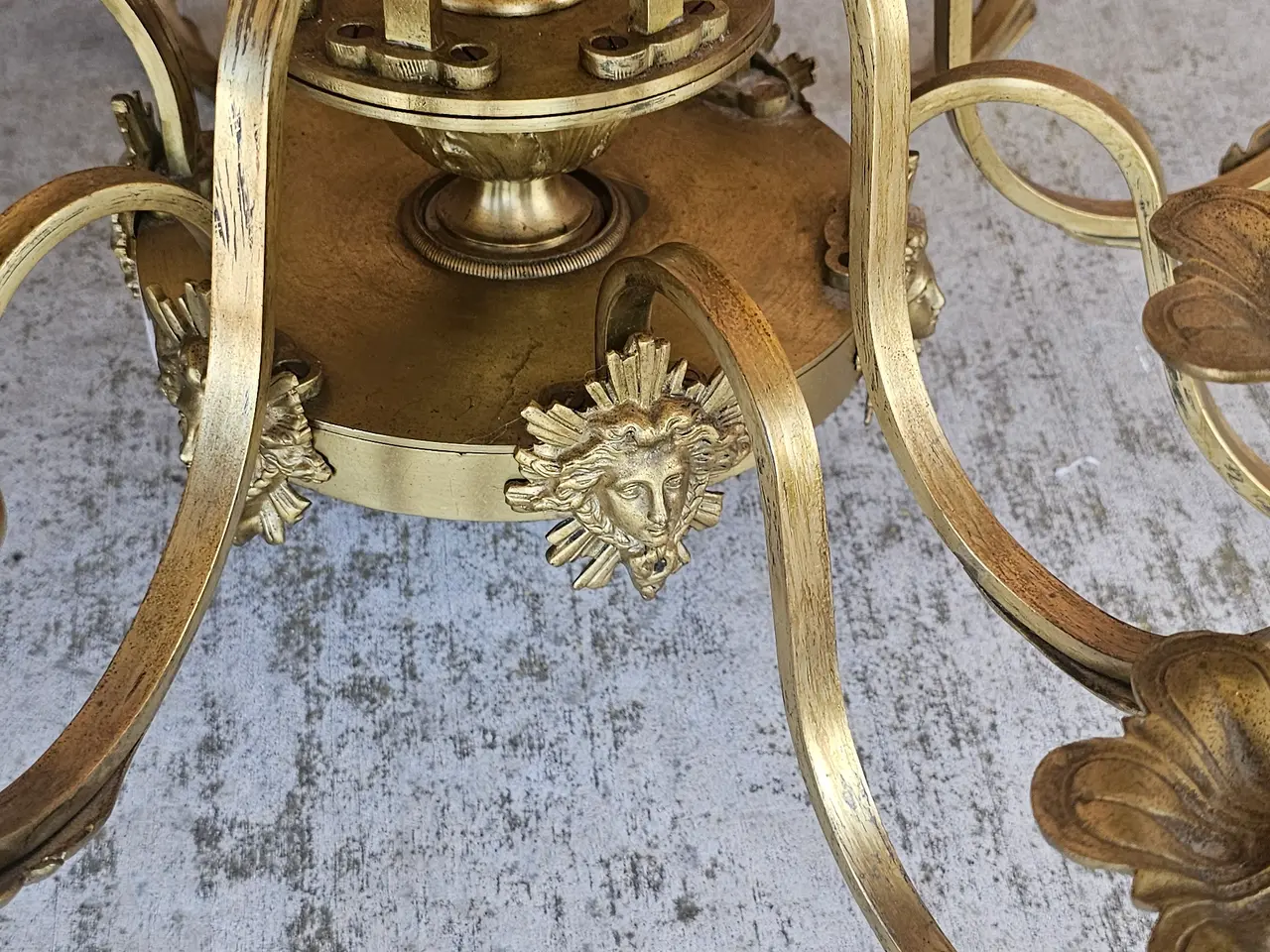 Billede 5 - 12 armet Messing lysekrone