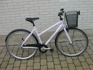 Kildemoes. Street. Stel str. 52 cm.
