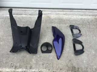 Yamaha Aerox nye dele, et lot