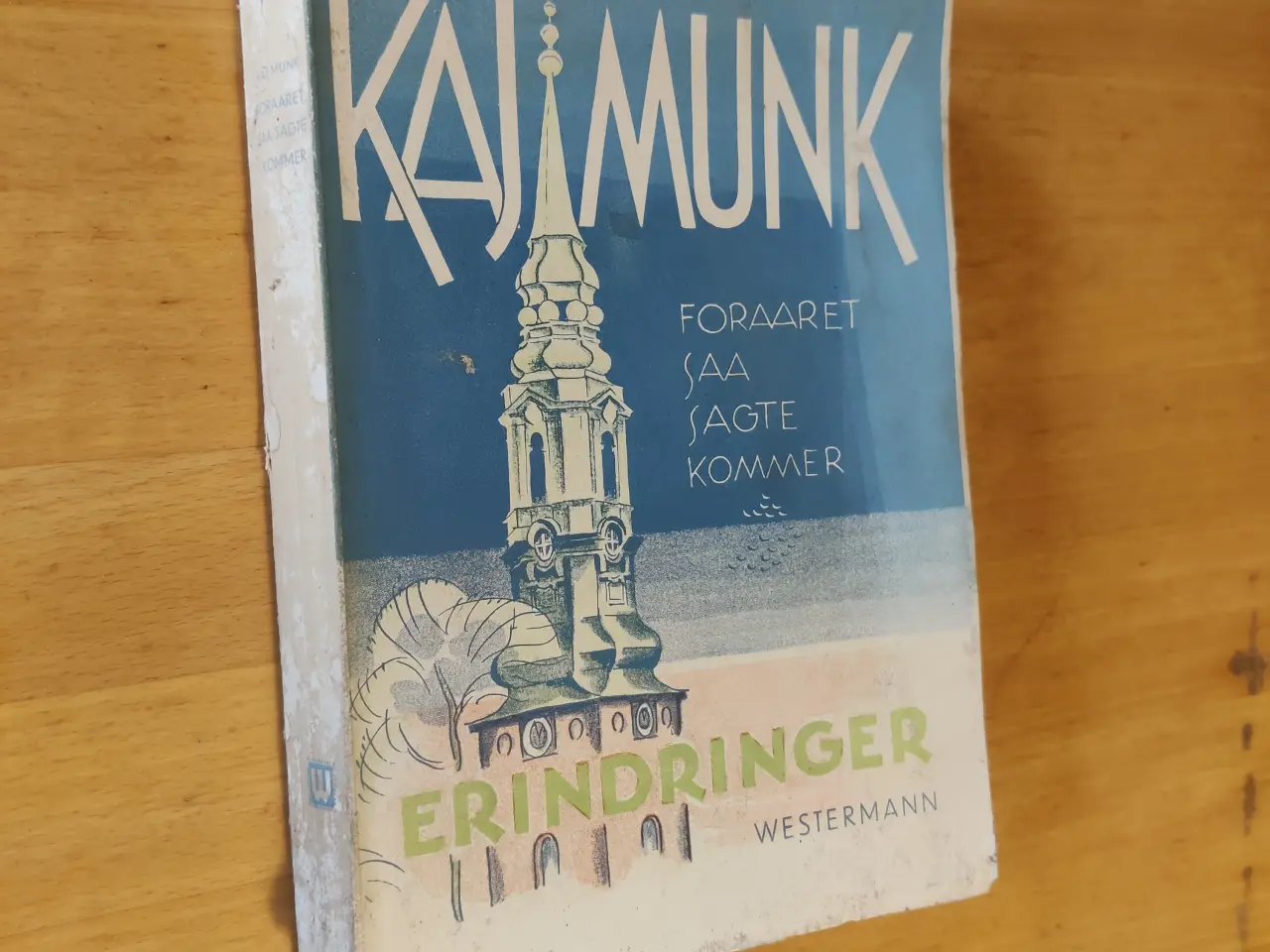Billede 2 - Kaj Munk, foraaret saa sagte kommer
