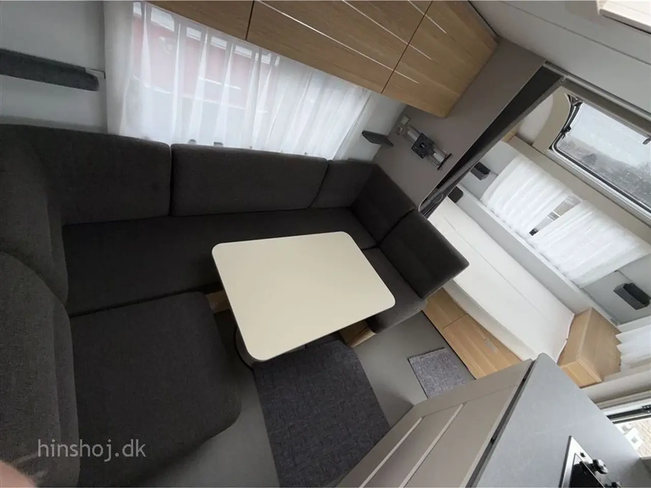 Billede 4 - 2021 - Adria Adora 673 PK Twin Lækker famillie vogn med køje med dobbeltseng fra Hinshøj Caravan