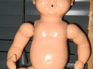 gammel dukke