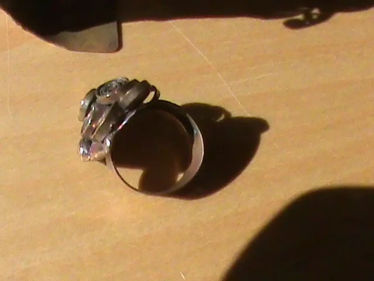 Billede 6 - Smykke sæt ring og armbånd