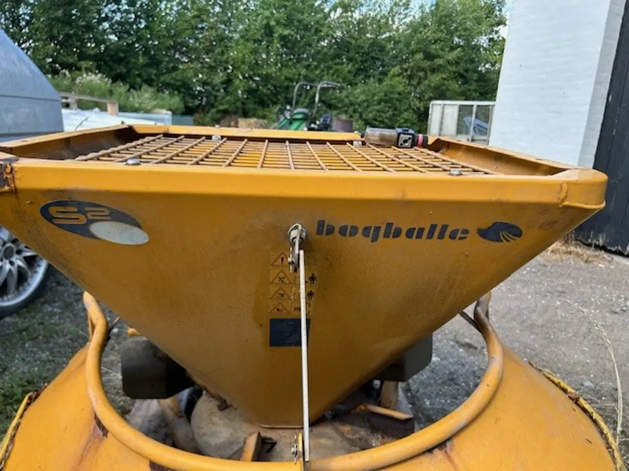 Billede 4 - Bøgballe saltspreder til traktor