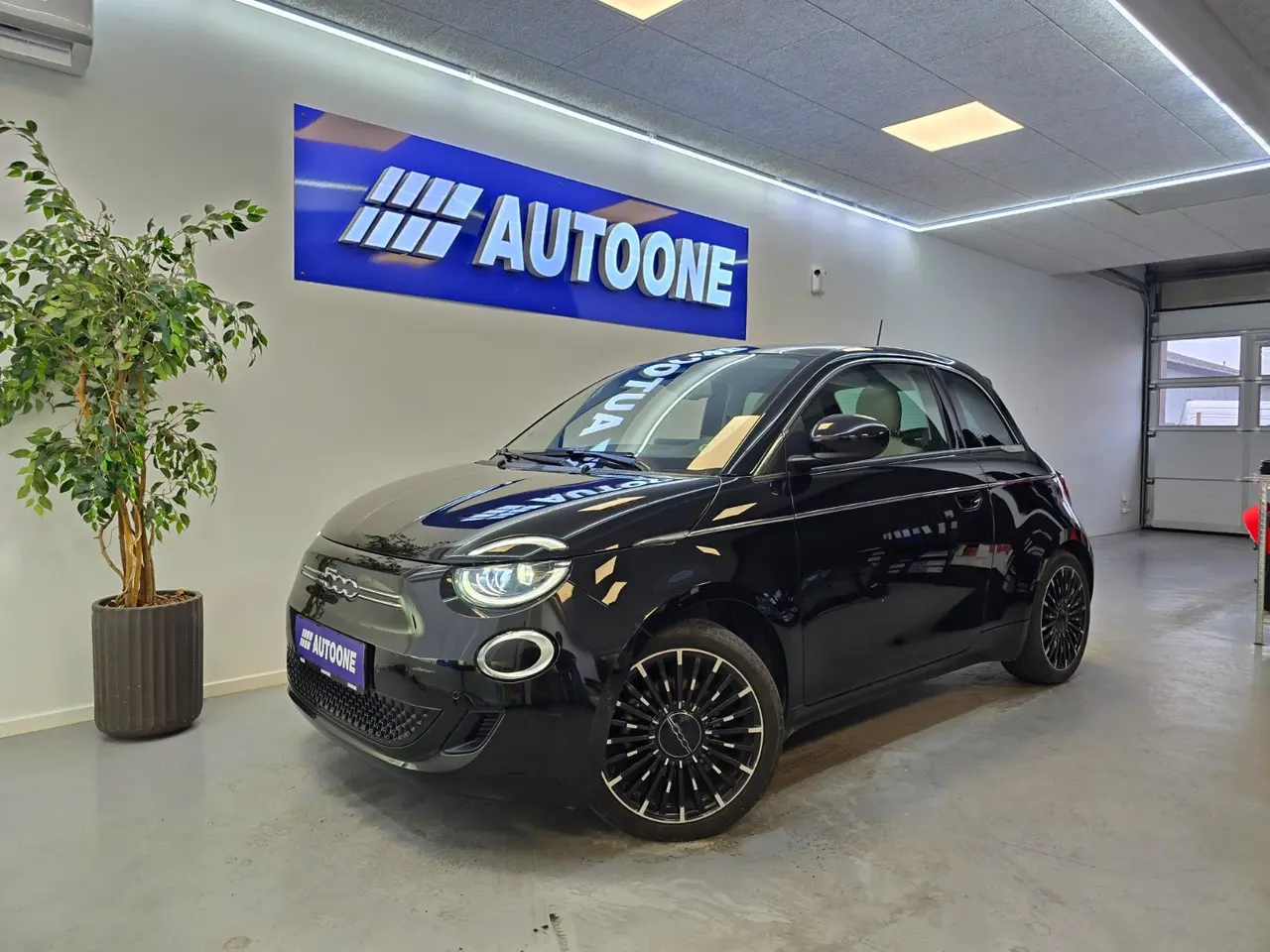 Billede 1 - Fiat 500e 42 la Prima