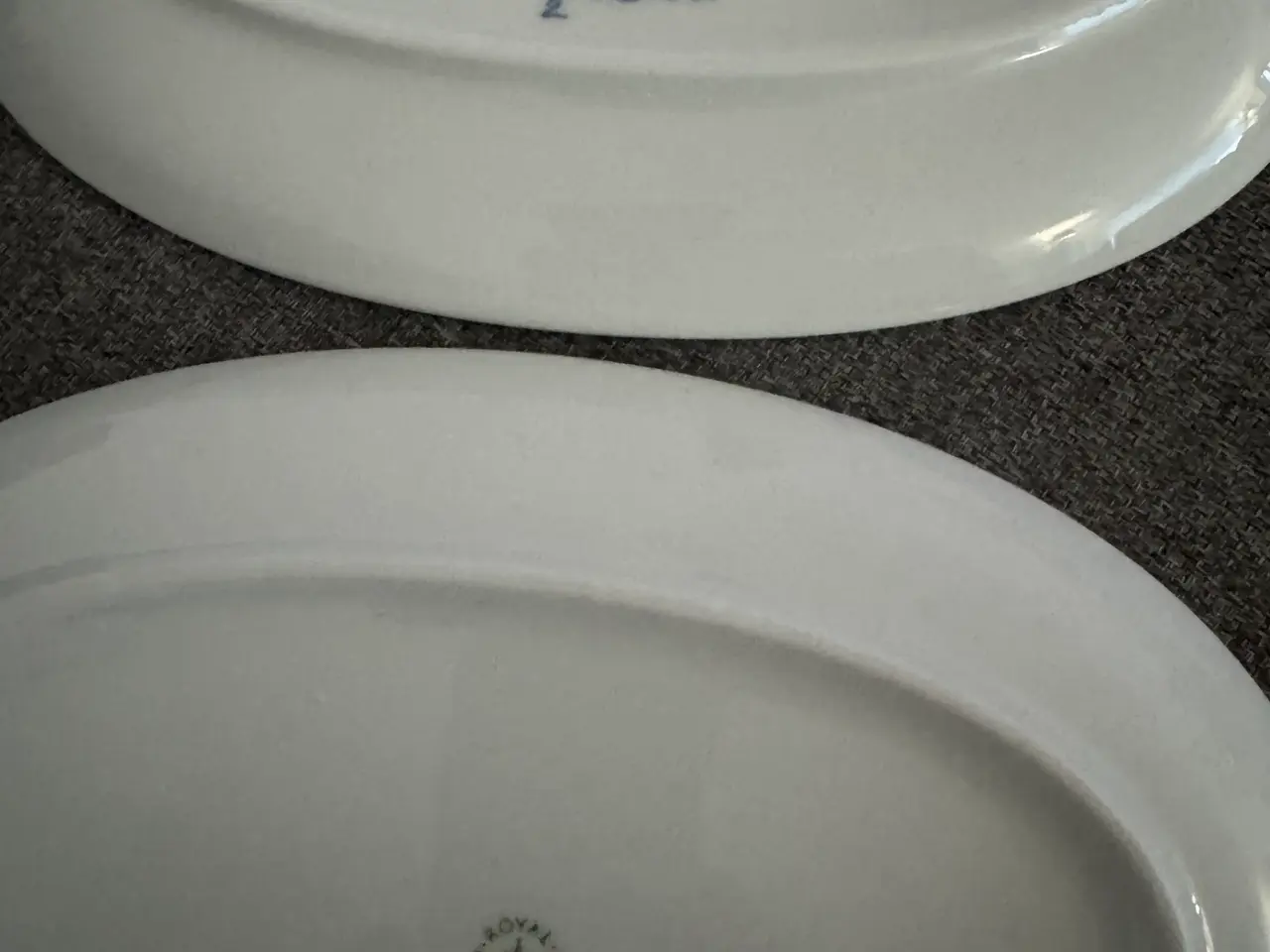 Billede 2 - Royal Copenhagen krabbe og silde fad