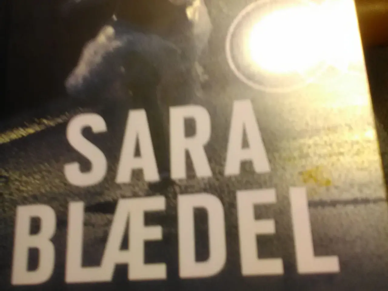 Billede 1 - Sara Blædel-krimi