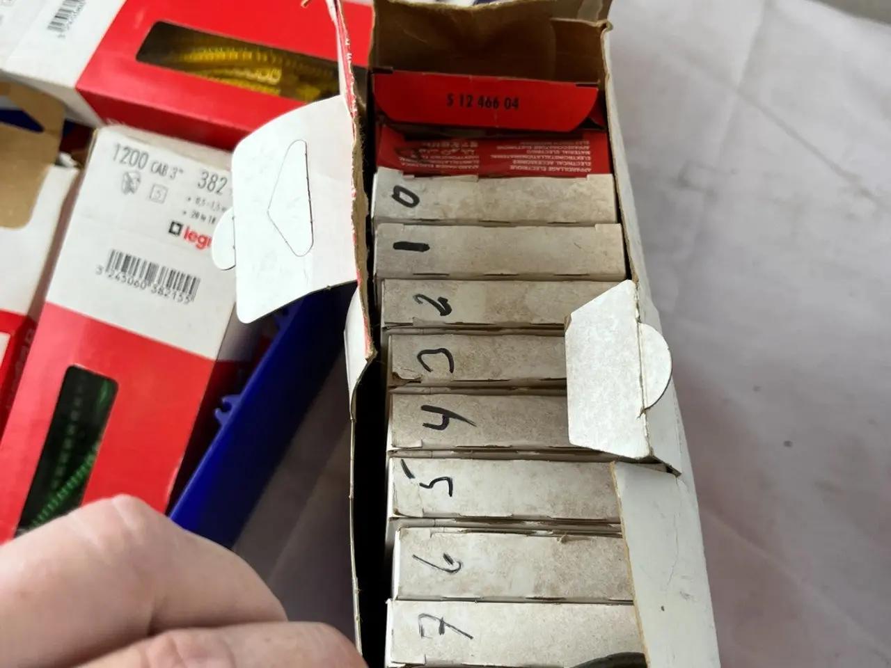 Billede 7 - Legrand CAB 3 kabel Markers Number Sleeves blandet