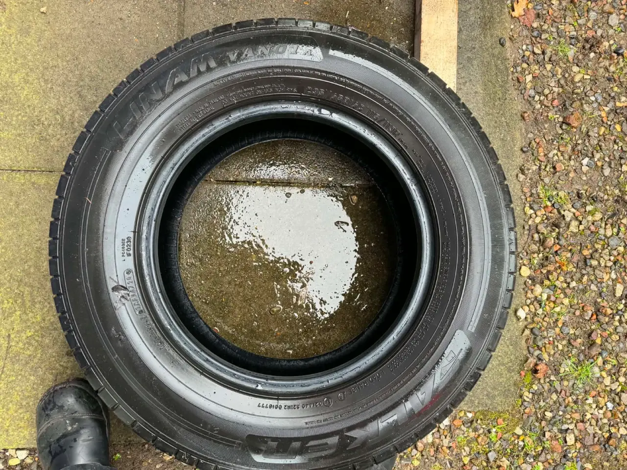 Billede 1 - Sommerdæk mærket Falken