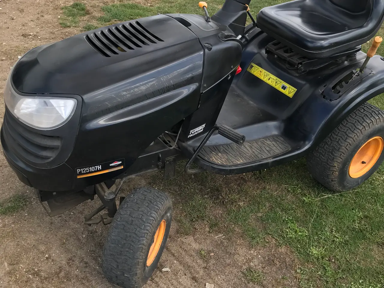 Billede 2 - 12,5 hk havetraktor. Uden klipper