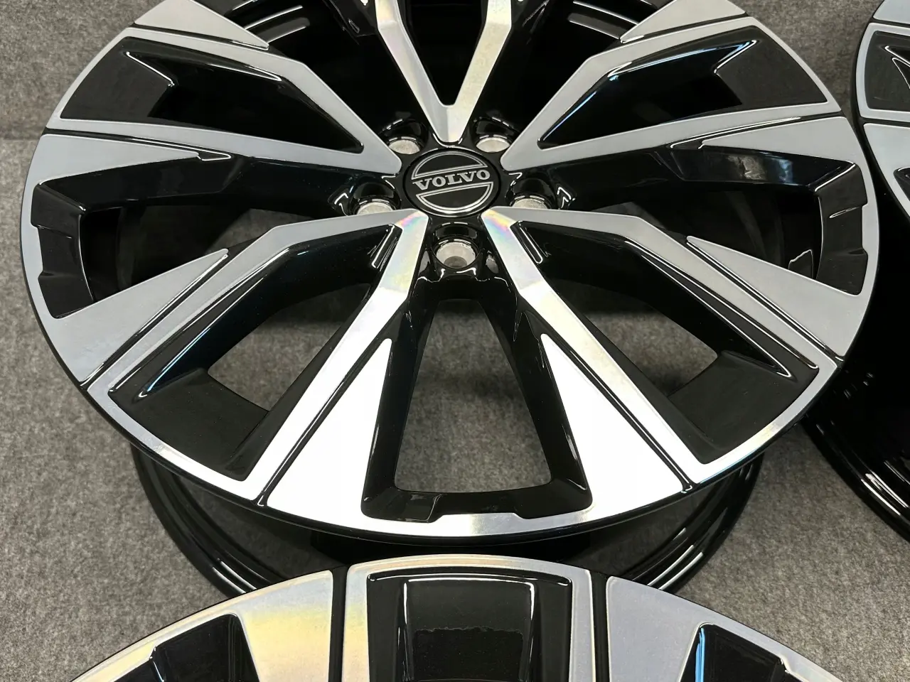 Billede 3 - ALUFÆLGE VOLVO XC60 XC40 7,5Jx19 ET50,5