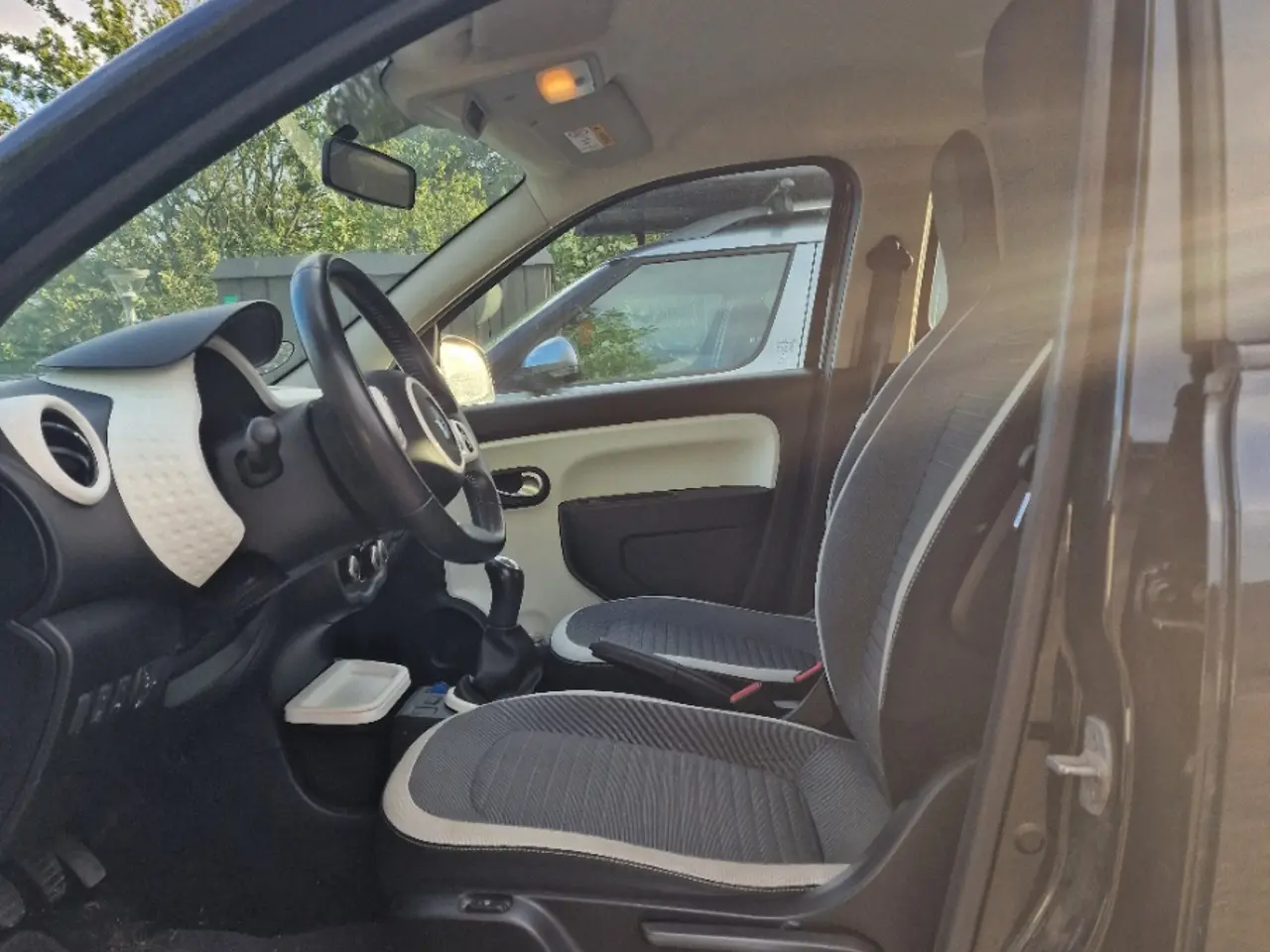 Billede 10 - 🚗 Renault Twingo III 1.0 SCe 70 – MEGET VELUDSTYR