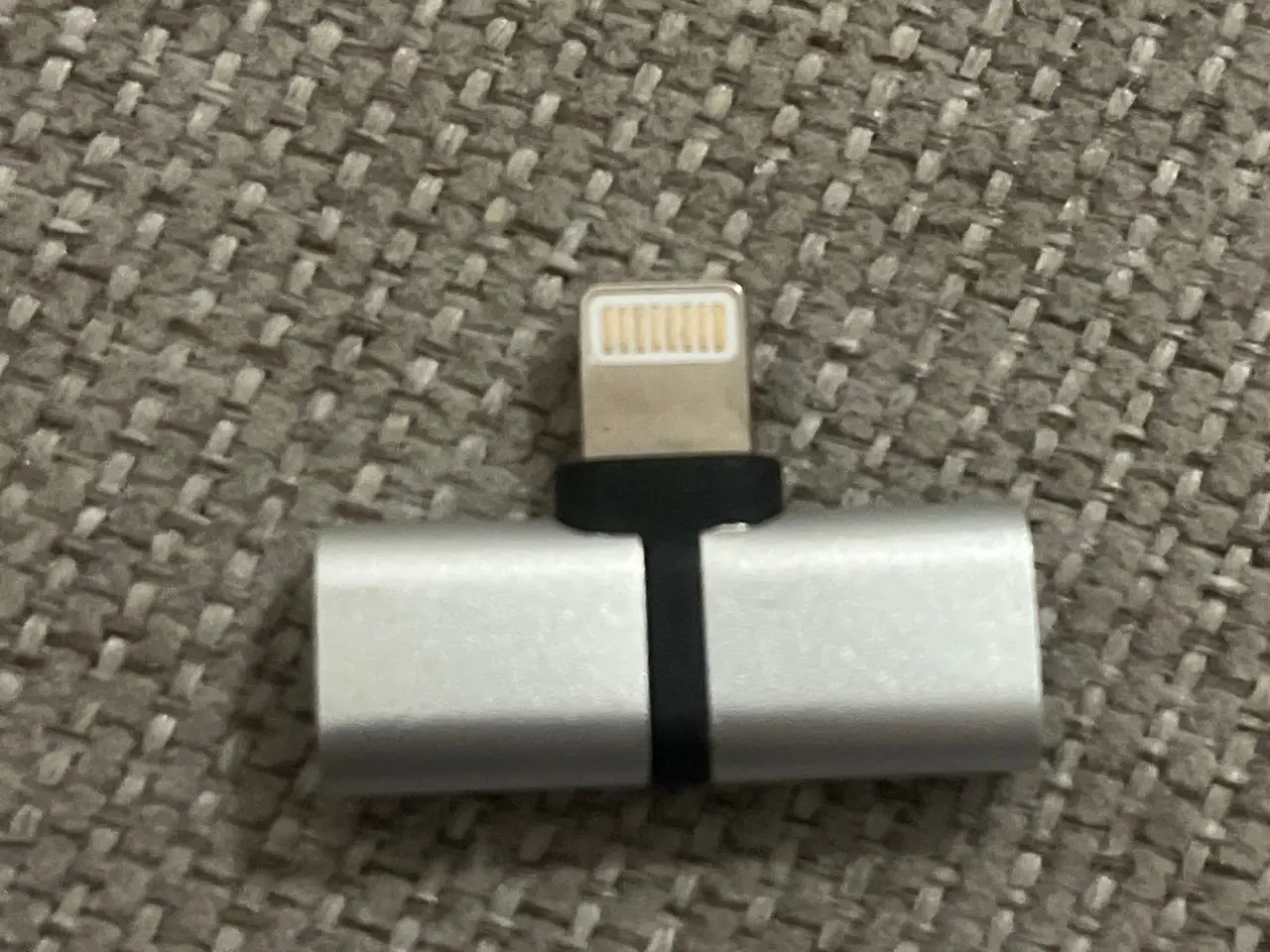 Billede 2 - Apple Lightning splitter adapter til opladning og lyd