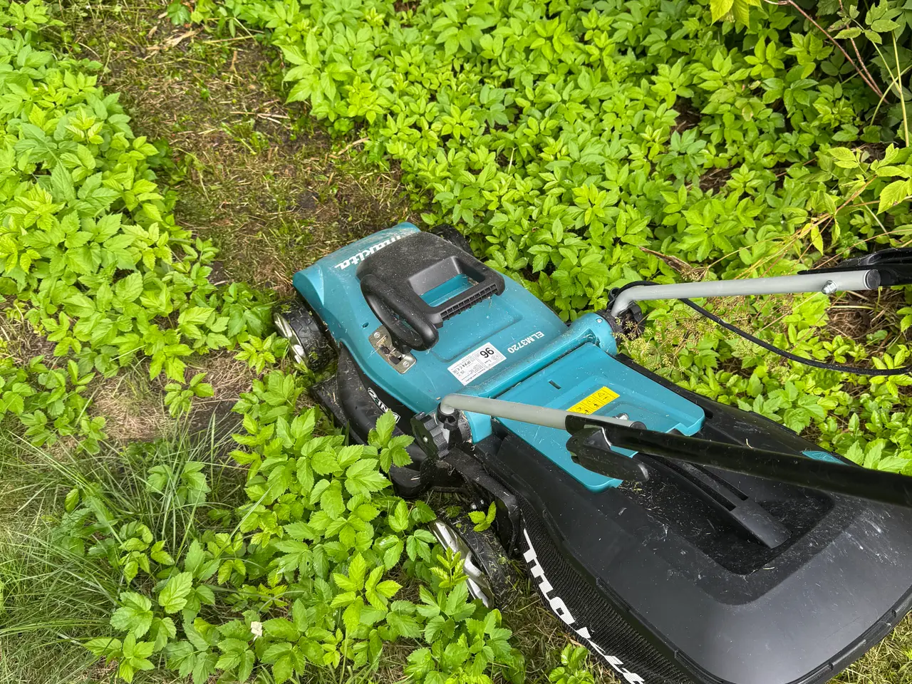 Billede 4 - Makita ELM3720 elektrisk plæneklipper sælges