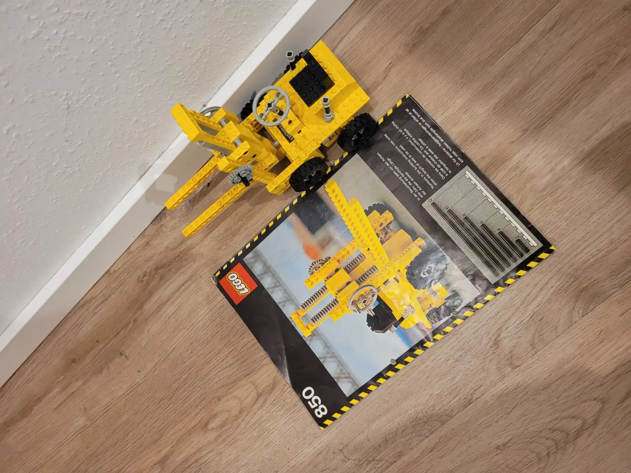 Billede 2 - Lego technic 850